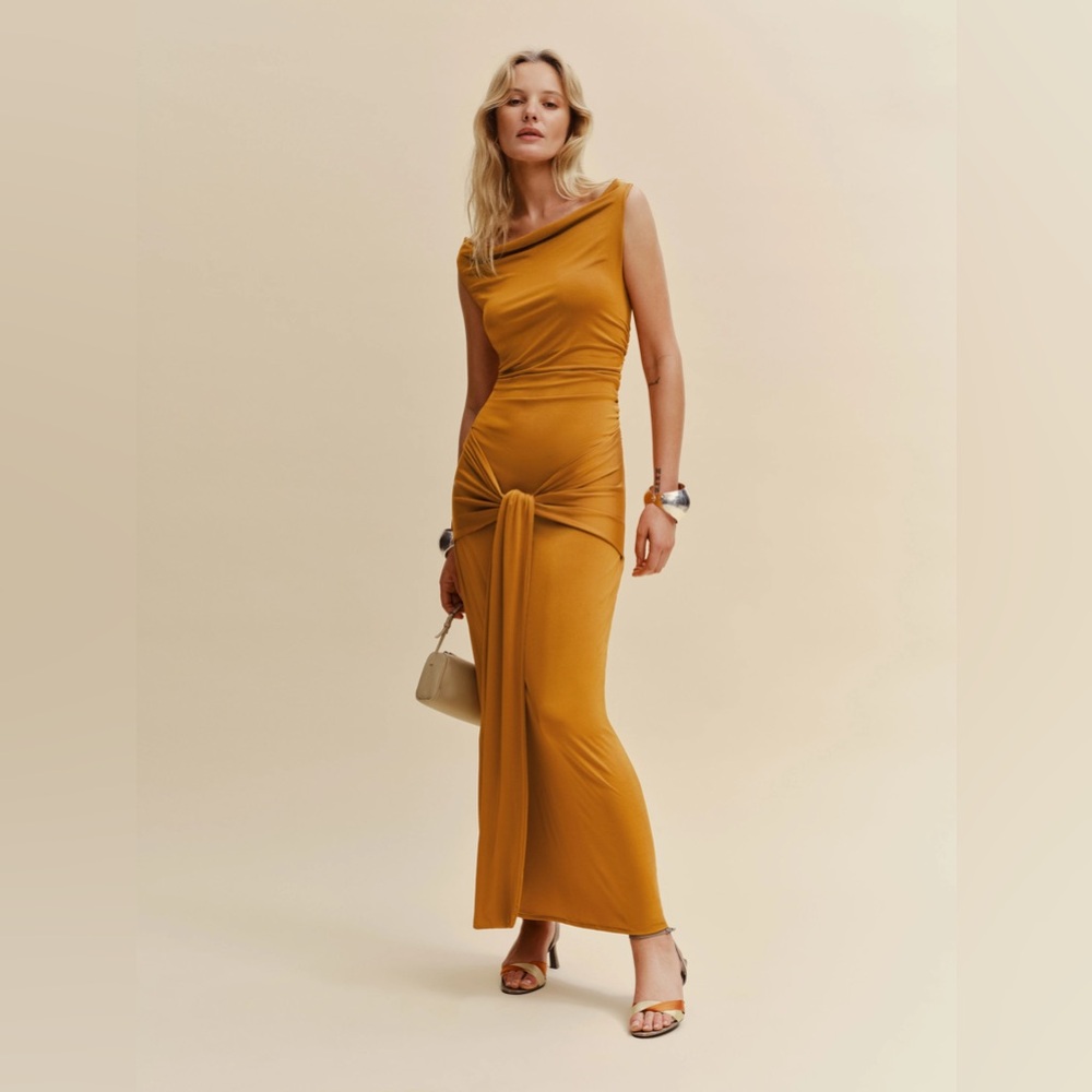 NWT Reformation Cameilla Knit Dress